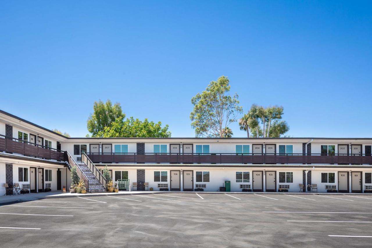 California Inn Anaheim Esterno foto